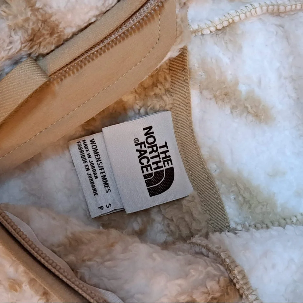 THE NORTH FACE 
Printed Campshire Fleece Pullover Hoodie - Picture 6 of 11
